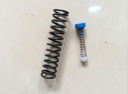 氣缸彈簧折斷的原因有哪些？