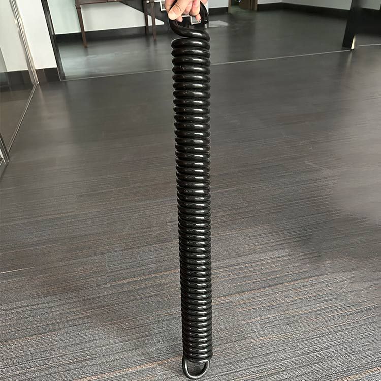 拉簧